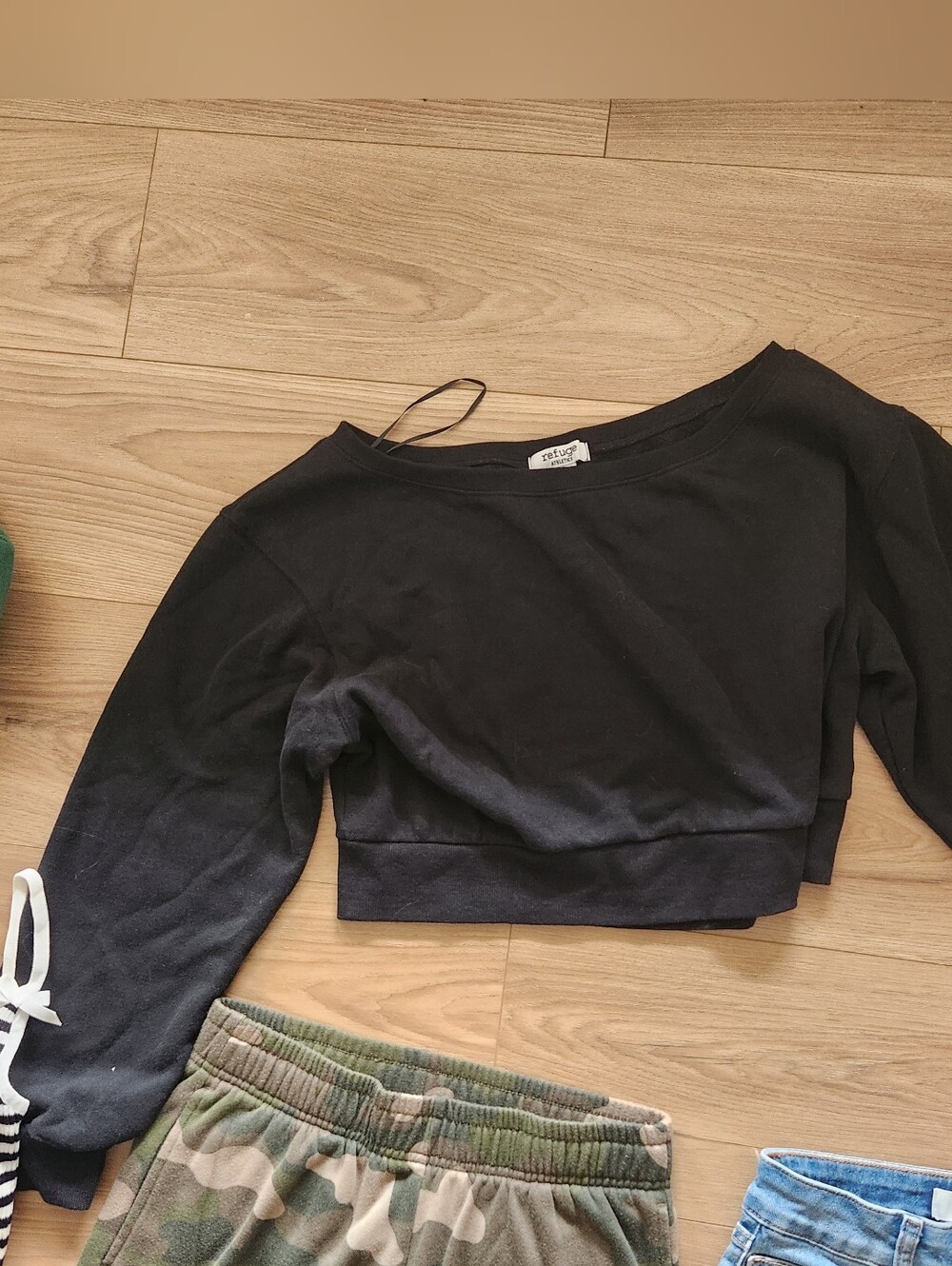 All Items Included (13) - Picture 10 of 16